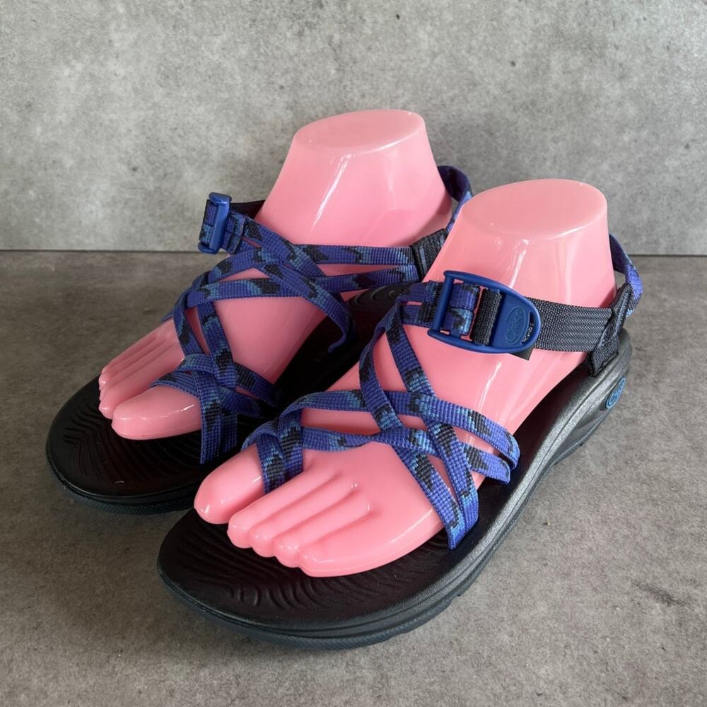 Chaco Z/Volv X2 sandals blue strappy walking comfort womens 8 hiking outdoors